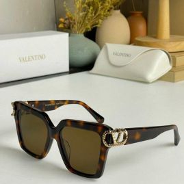 Picture of Valentino Sunglasses _SKUfw47548514fw